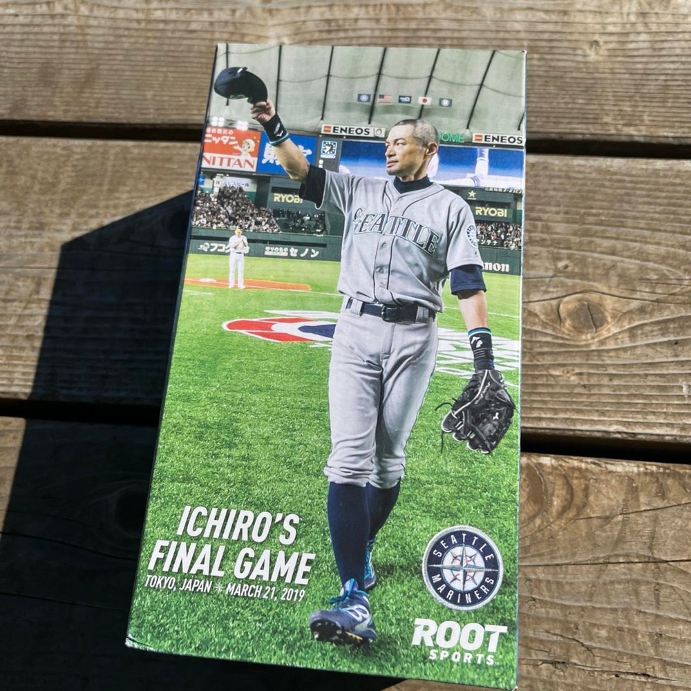 Ichiro's Final Game Bobblehead
Root Sports